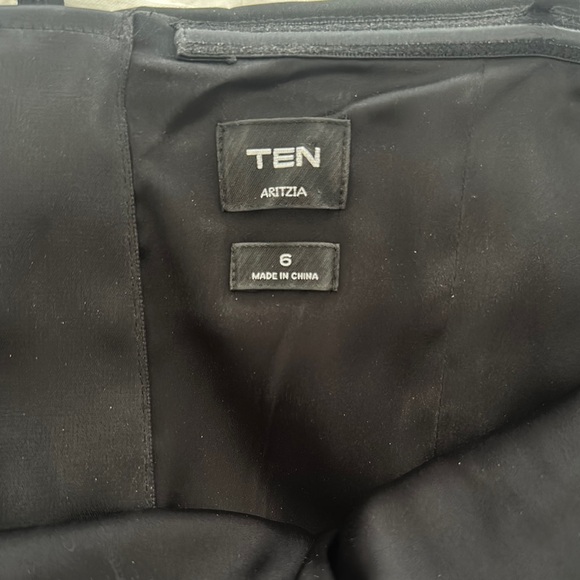 Aritzia Classic Black Strapless Dress - Picture 5 of 5